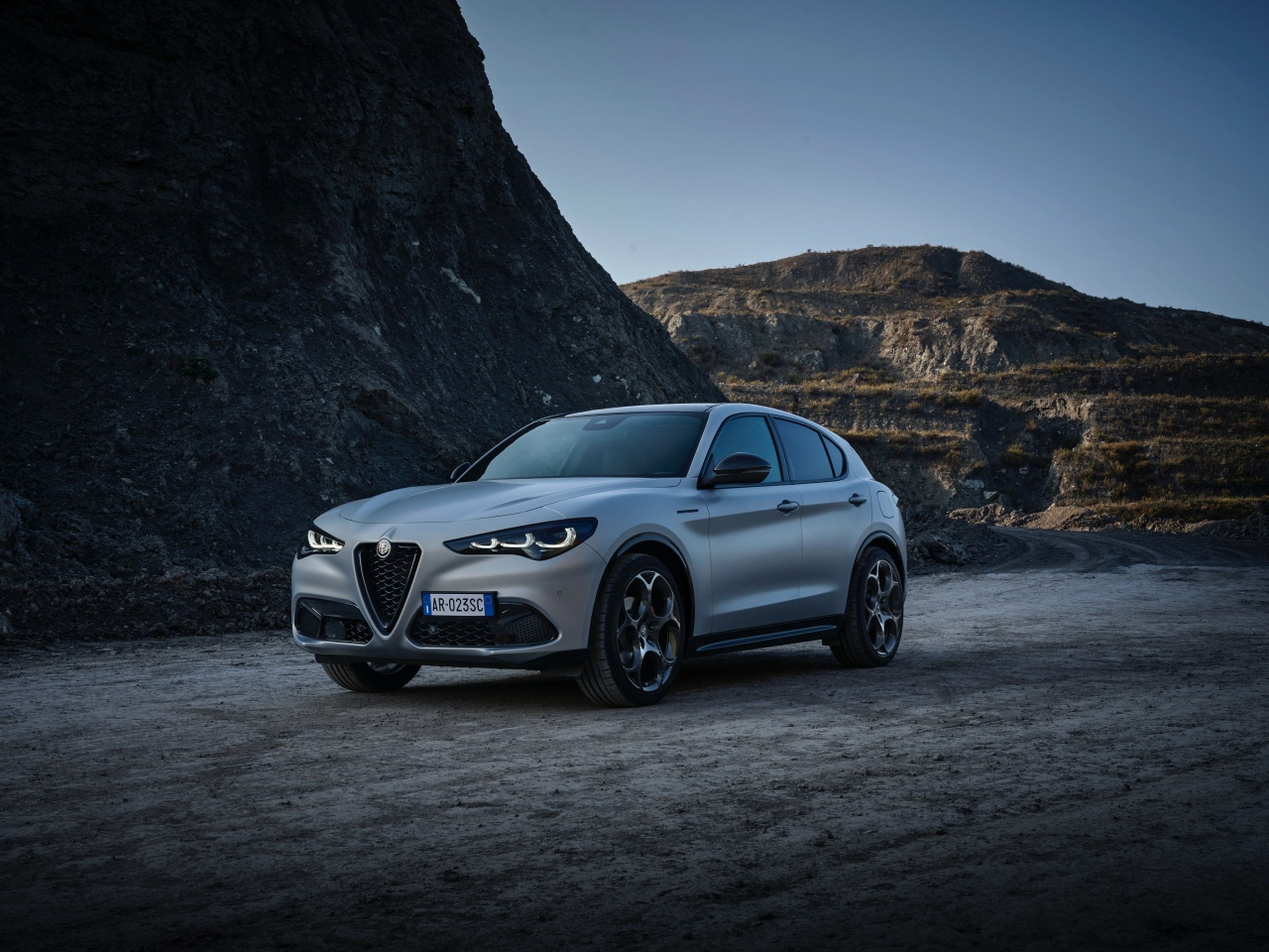 Alfa Romeo Stelvio 2023