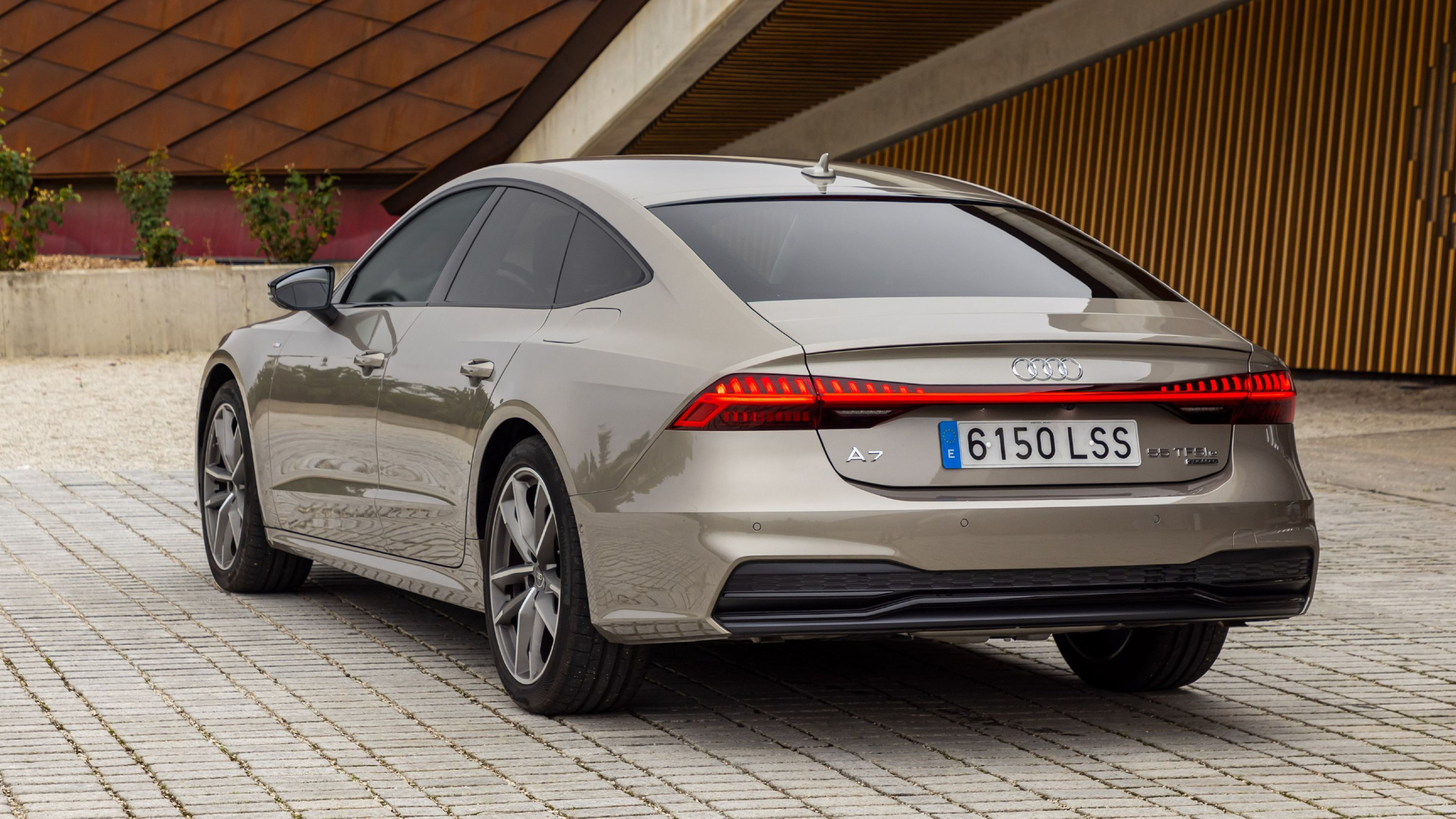 Audi A7 opciones híbridas ligeras e híbridas enchufables