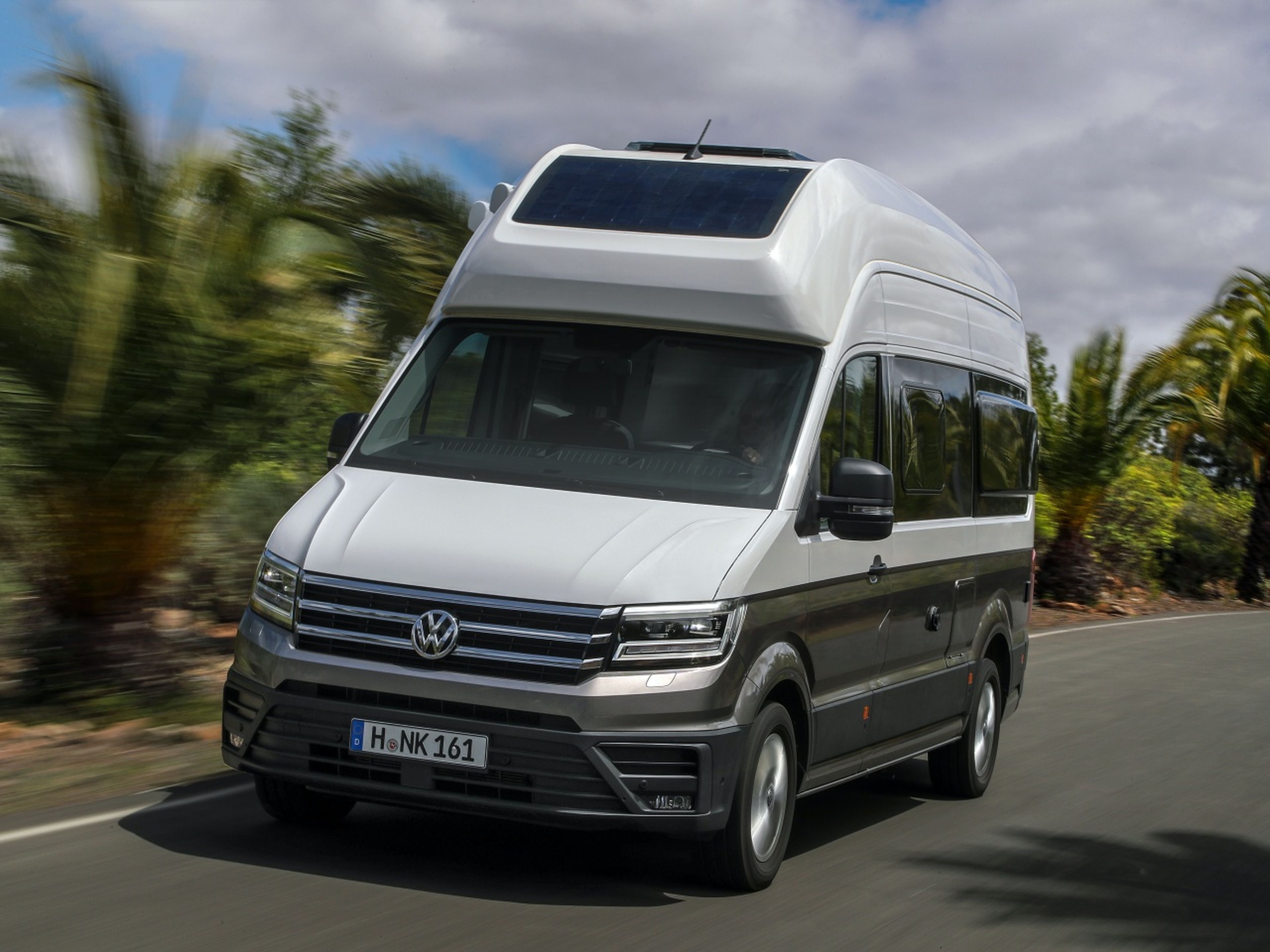 Volkswagen Grand California 600 frontal