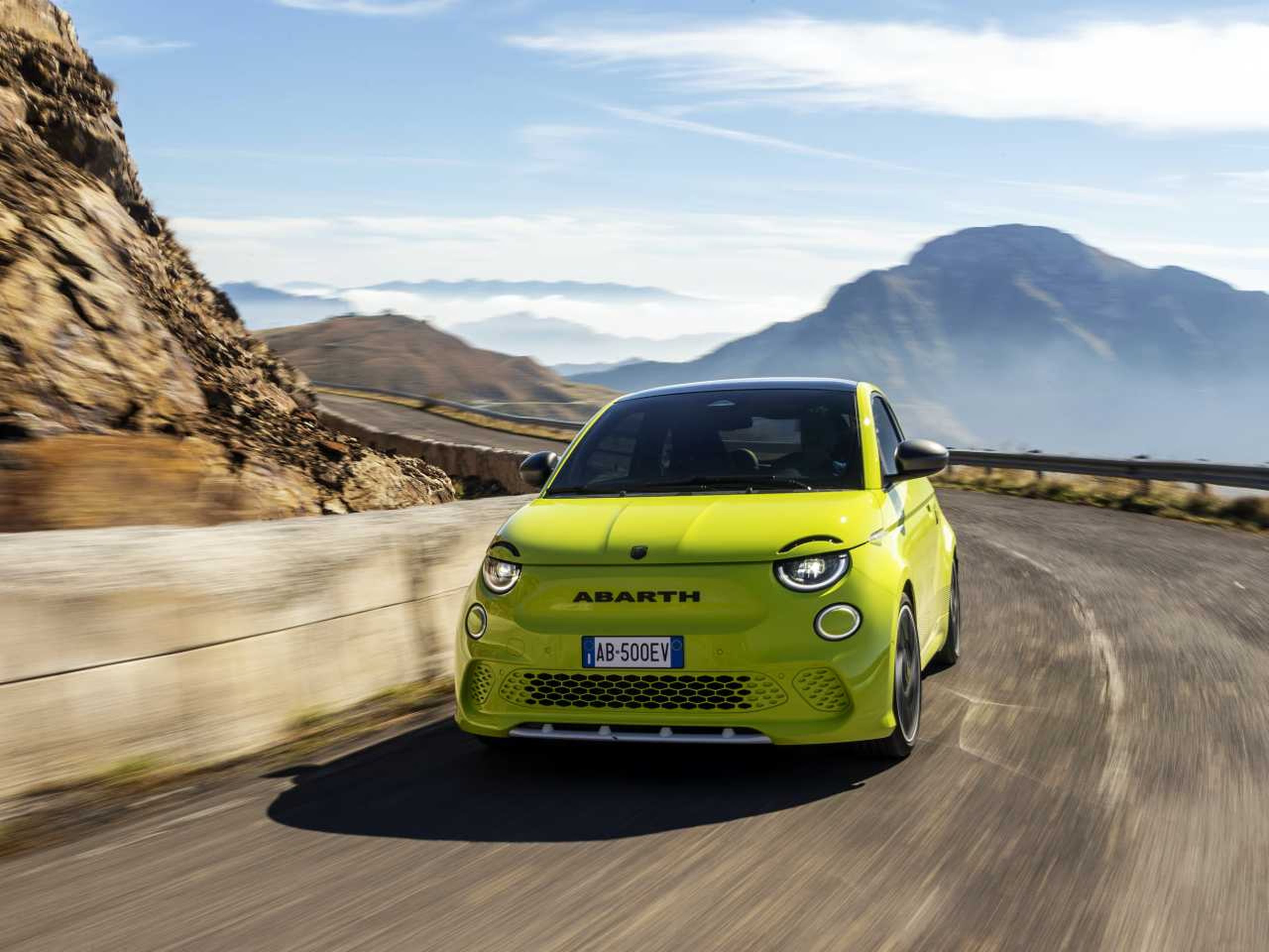 Abarth 500e dinámica