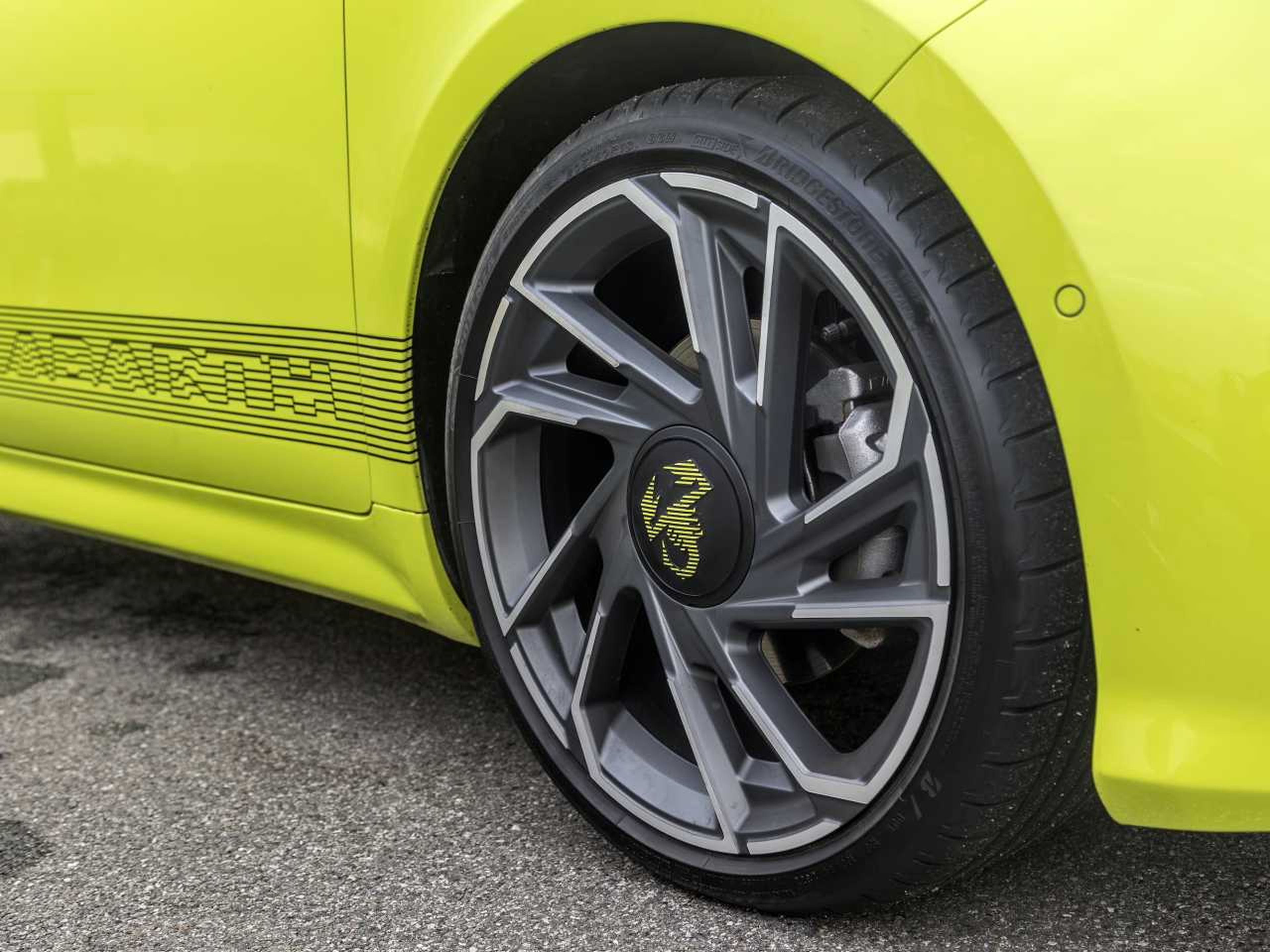 Abarth 500e llanta
