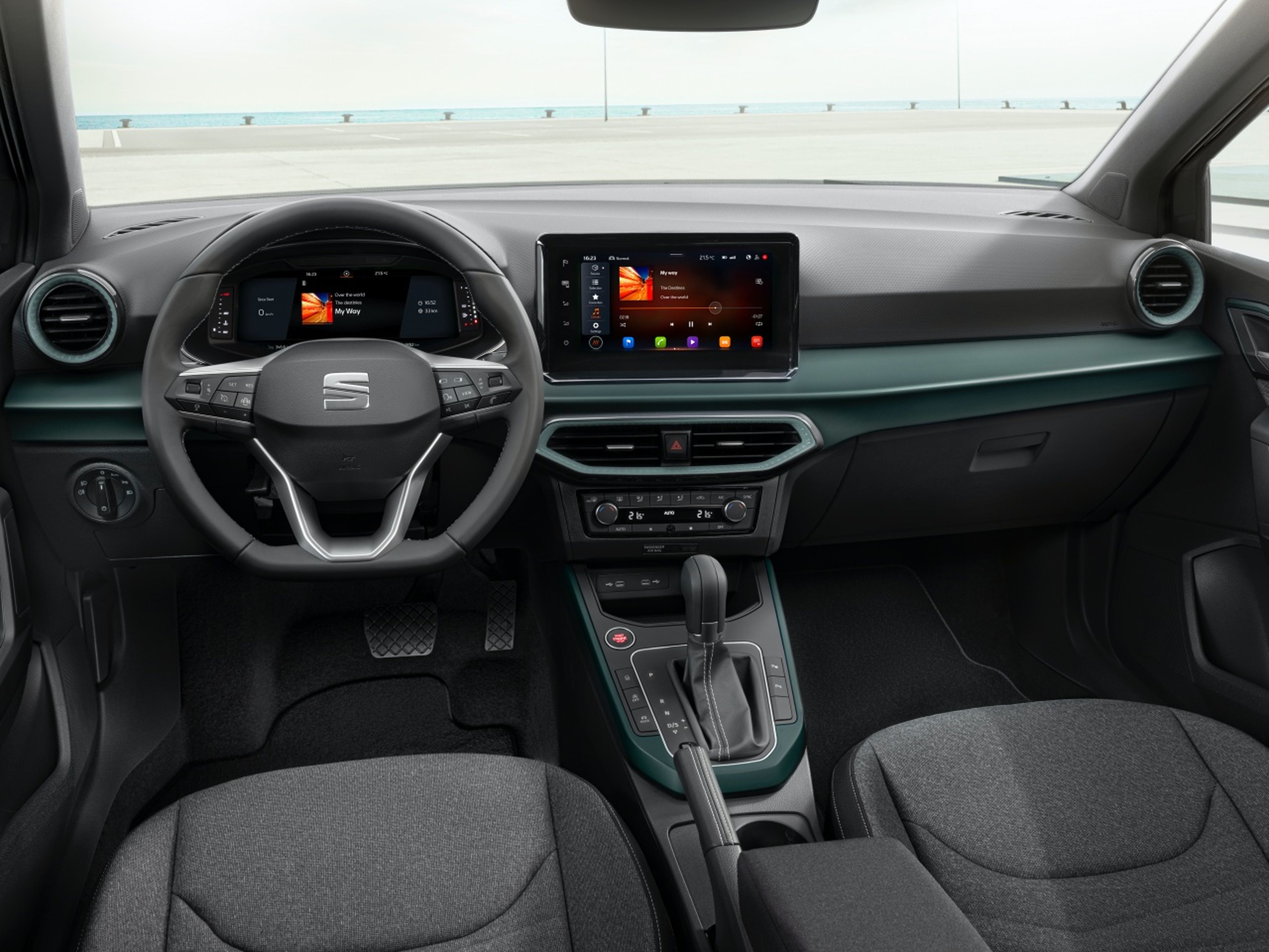 batch_Ya-esta-disponible-el-nuevo-SEAT-Arona-referencia-en-su-segmento-por-tecnologia-y-seguridad_03_HQ