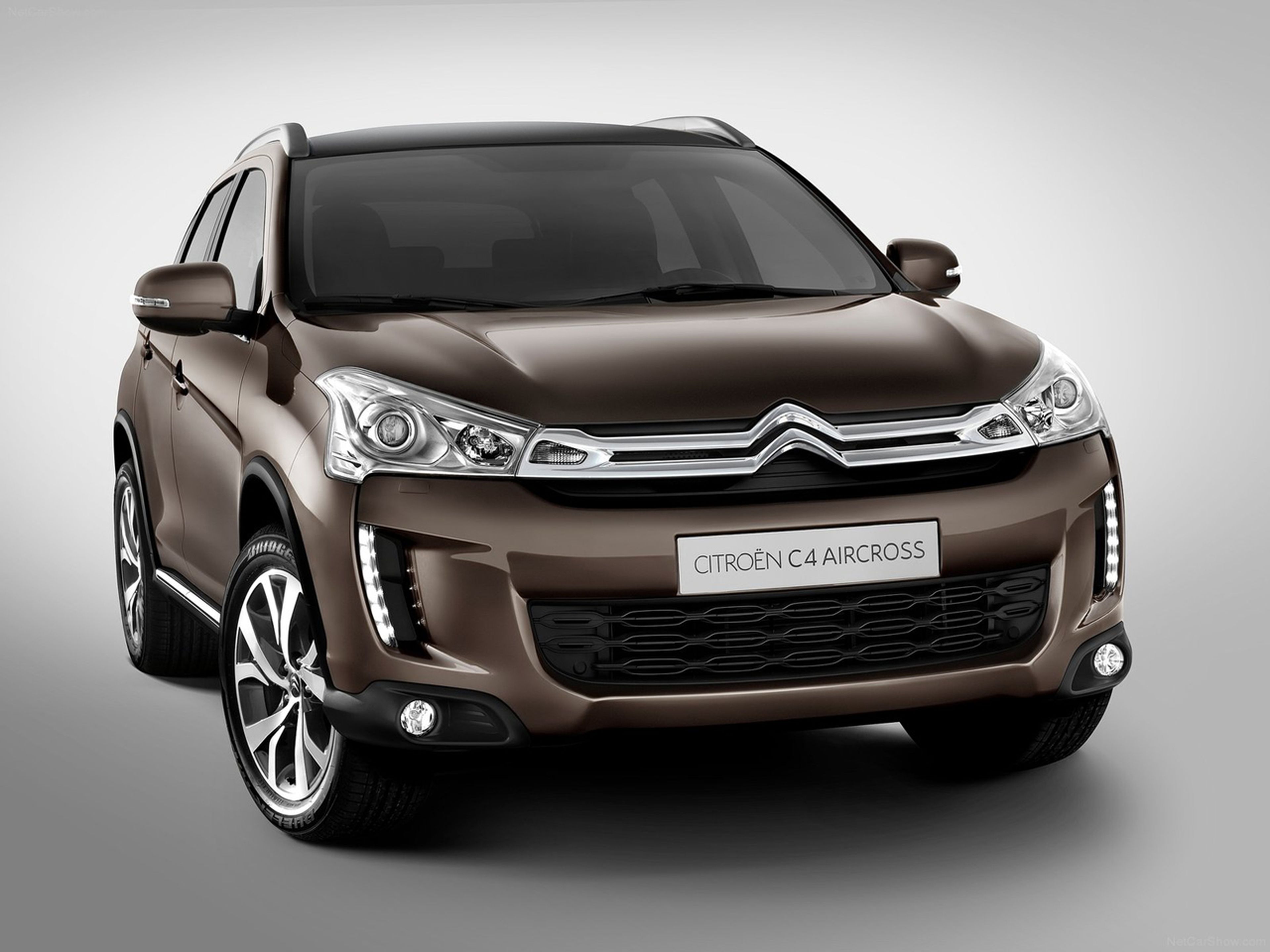 Citroen-C4_Aircross_2013_C01