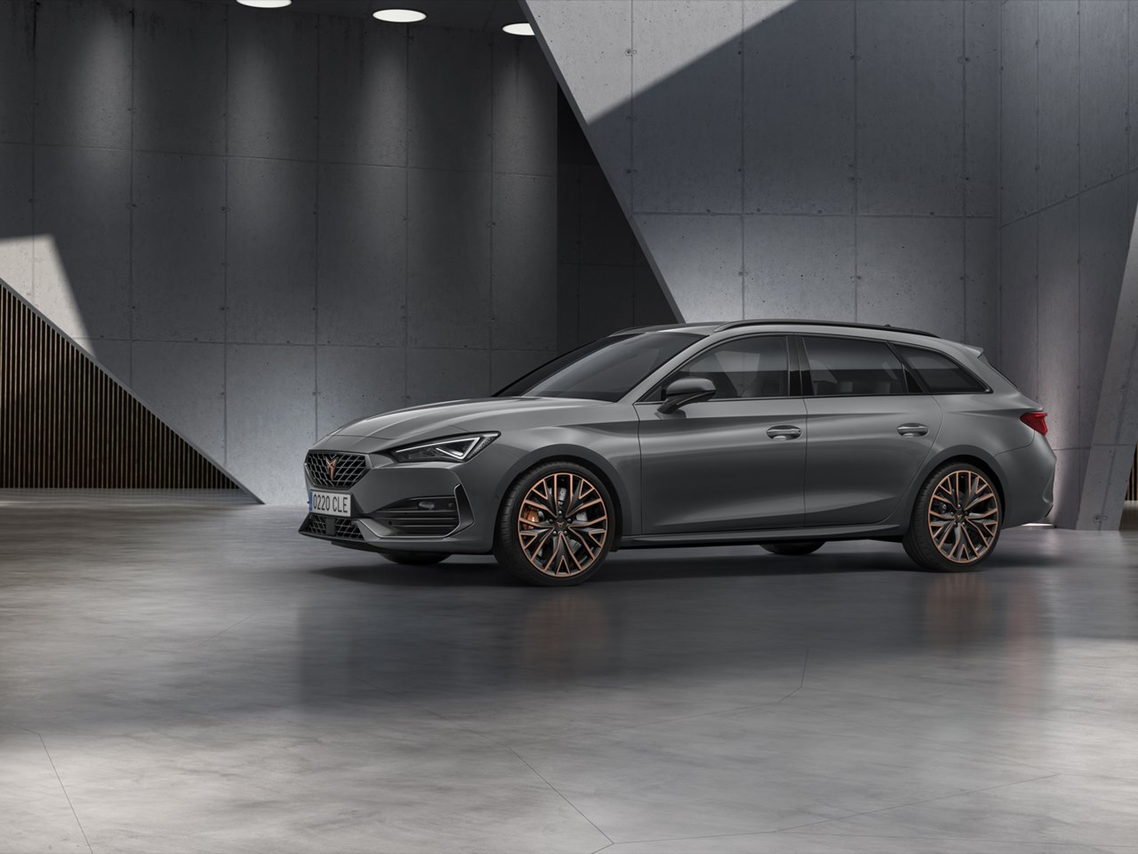 CUPRA_SP_PHEV_01_HQ