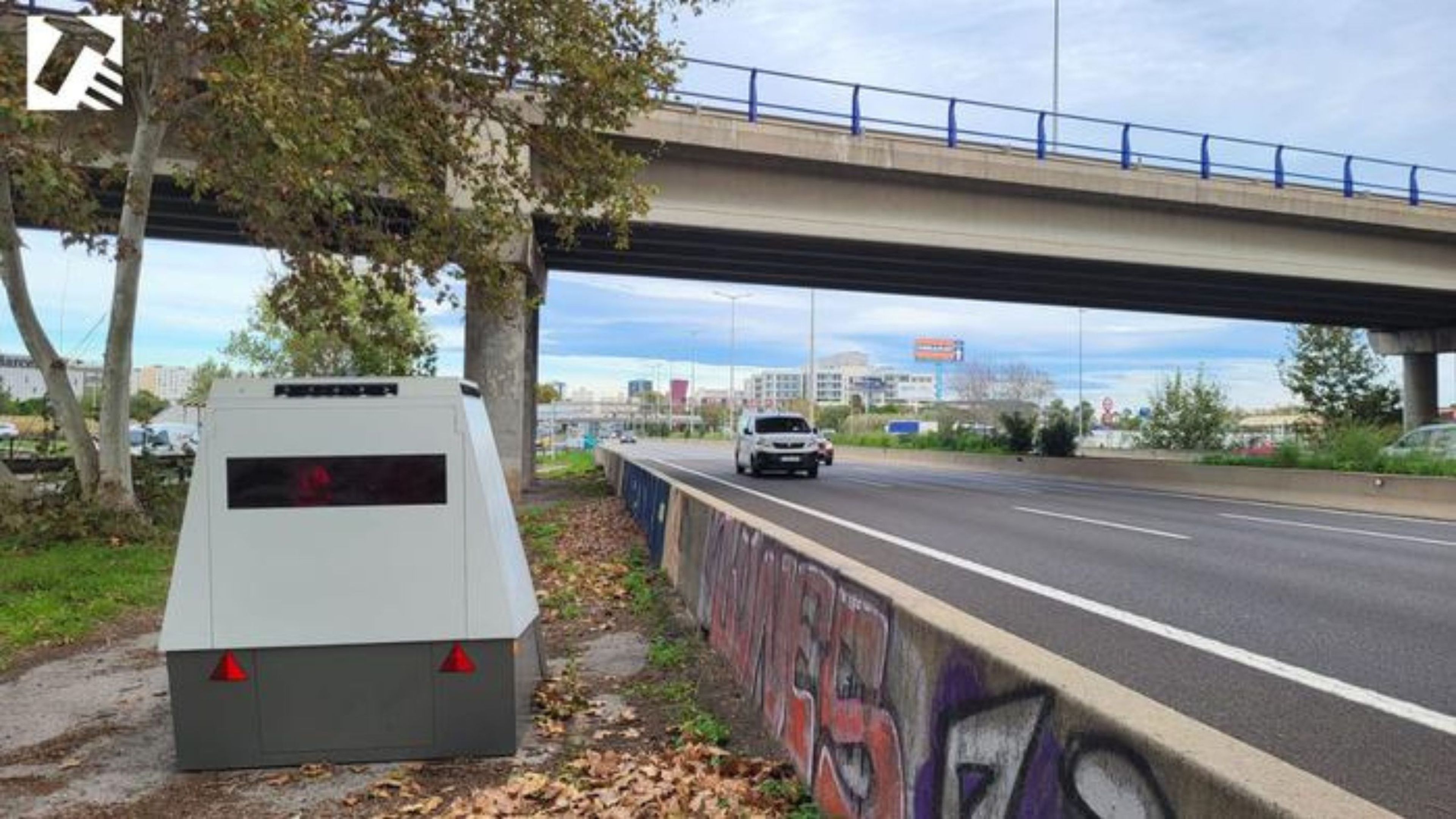 La DGT estrena radares móviles de remolque