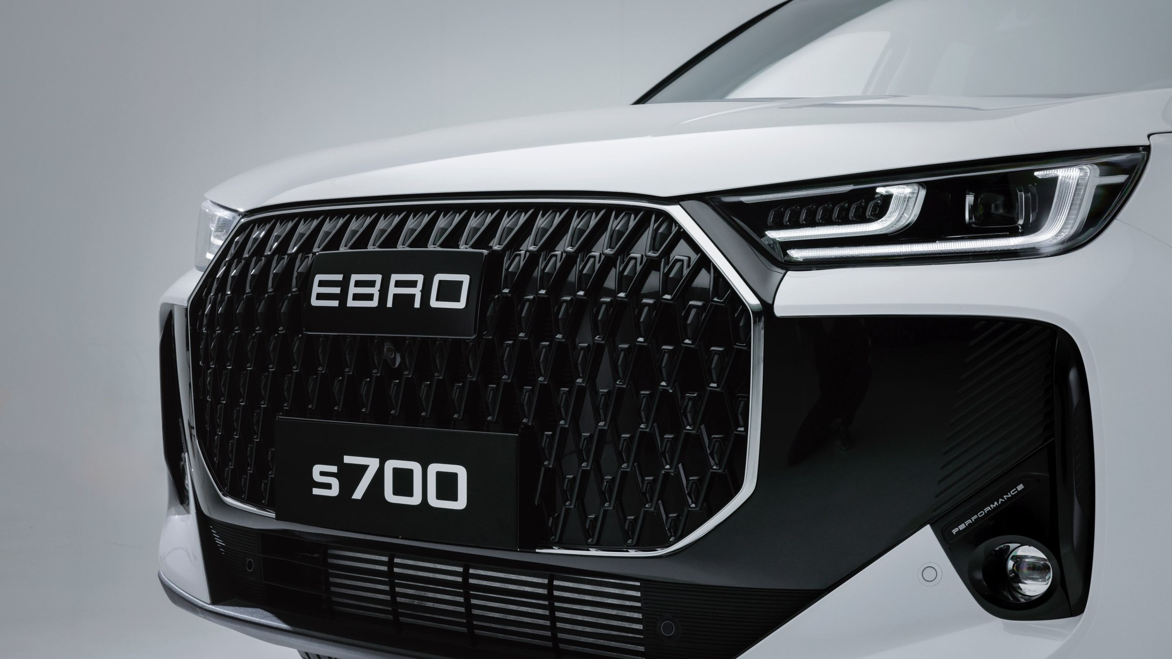 Ebro S700