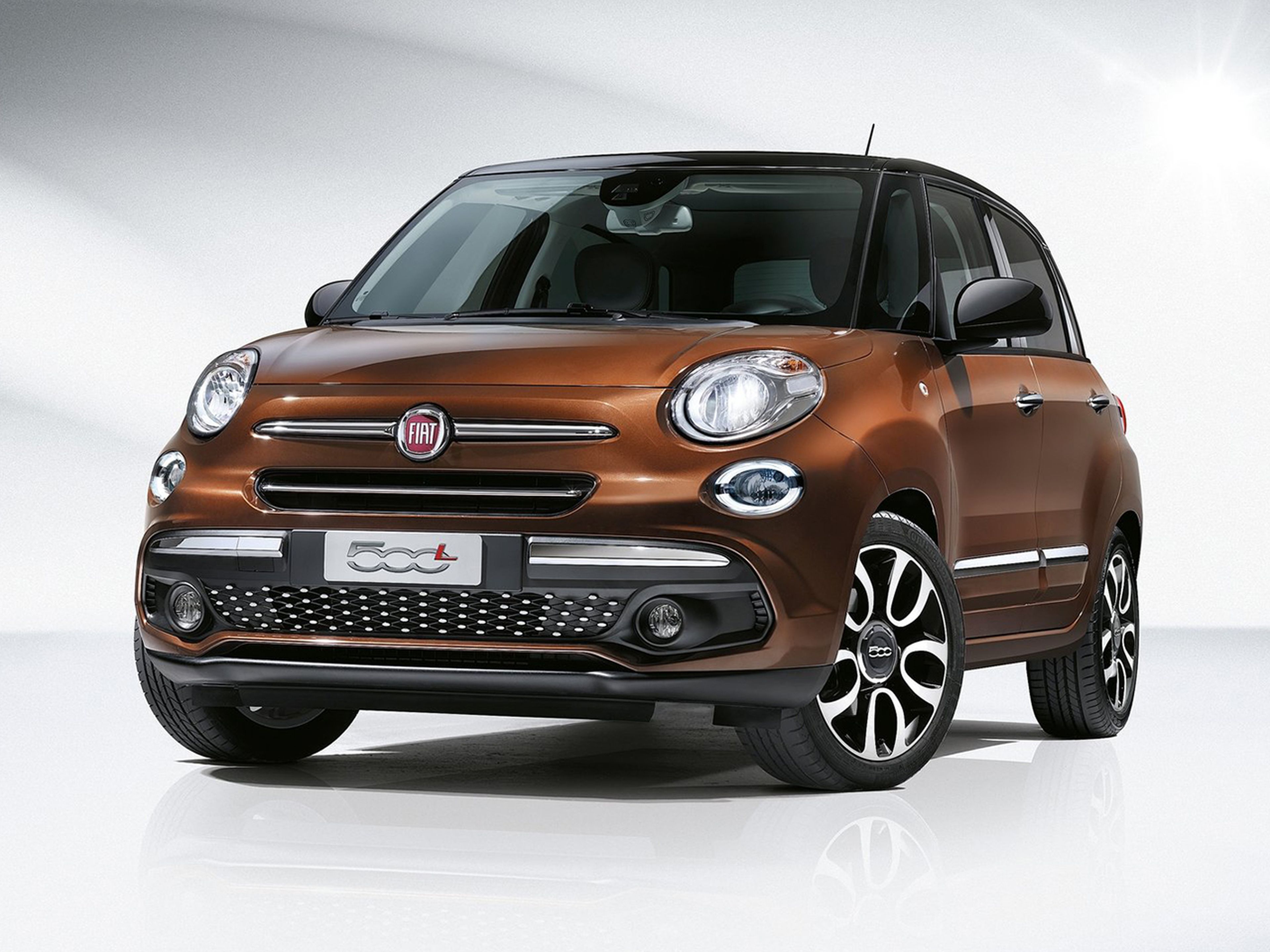 Fiat-500L-2018-C01