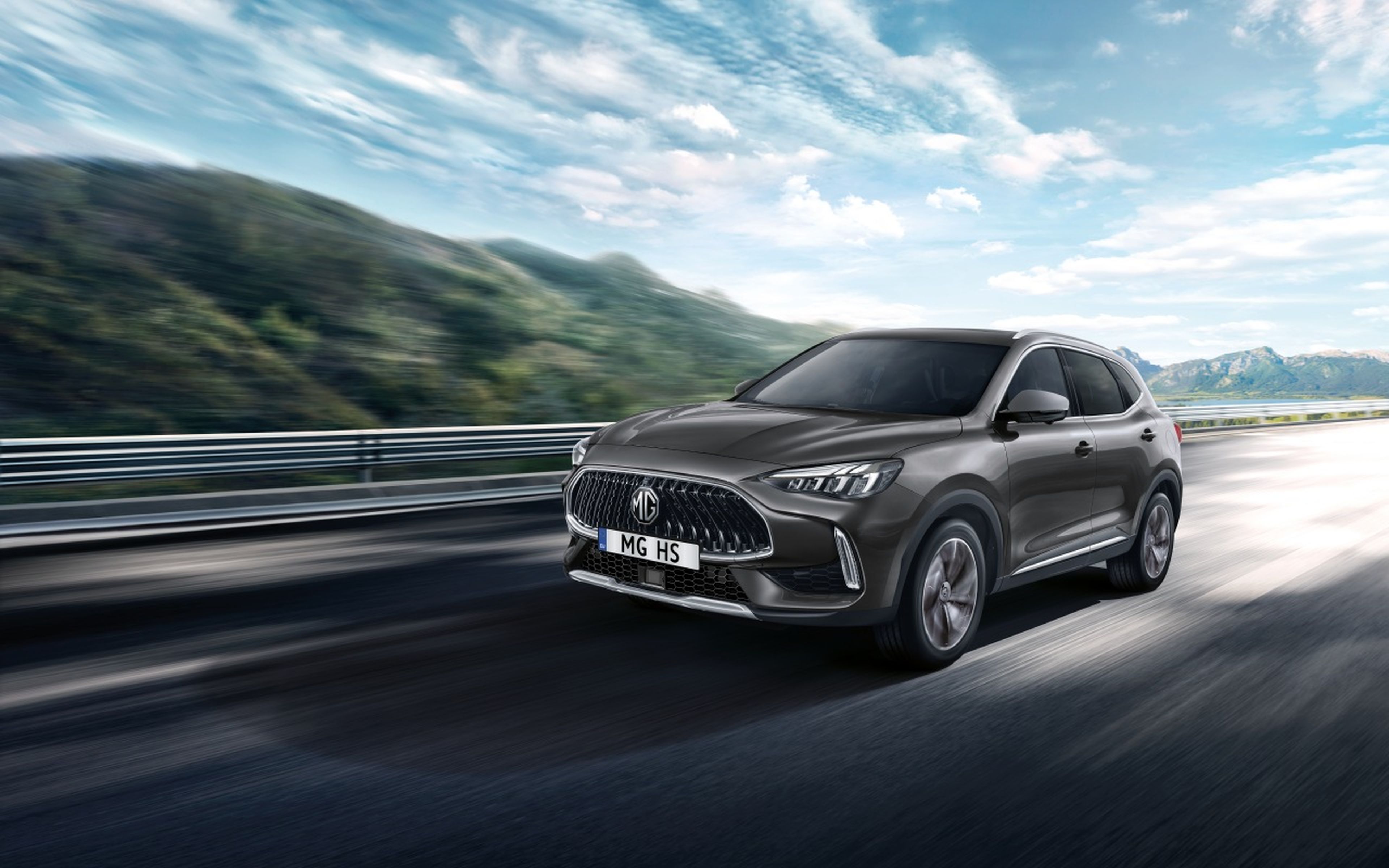 MG HS 2024