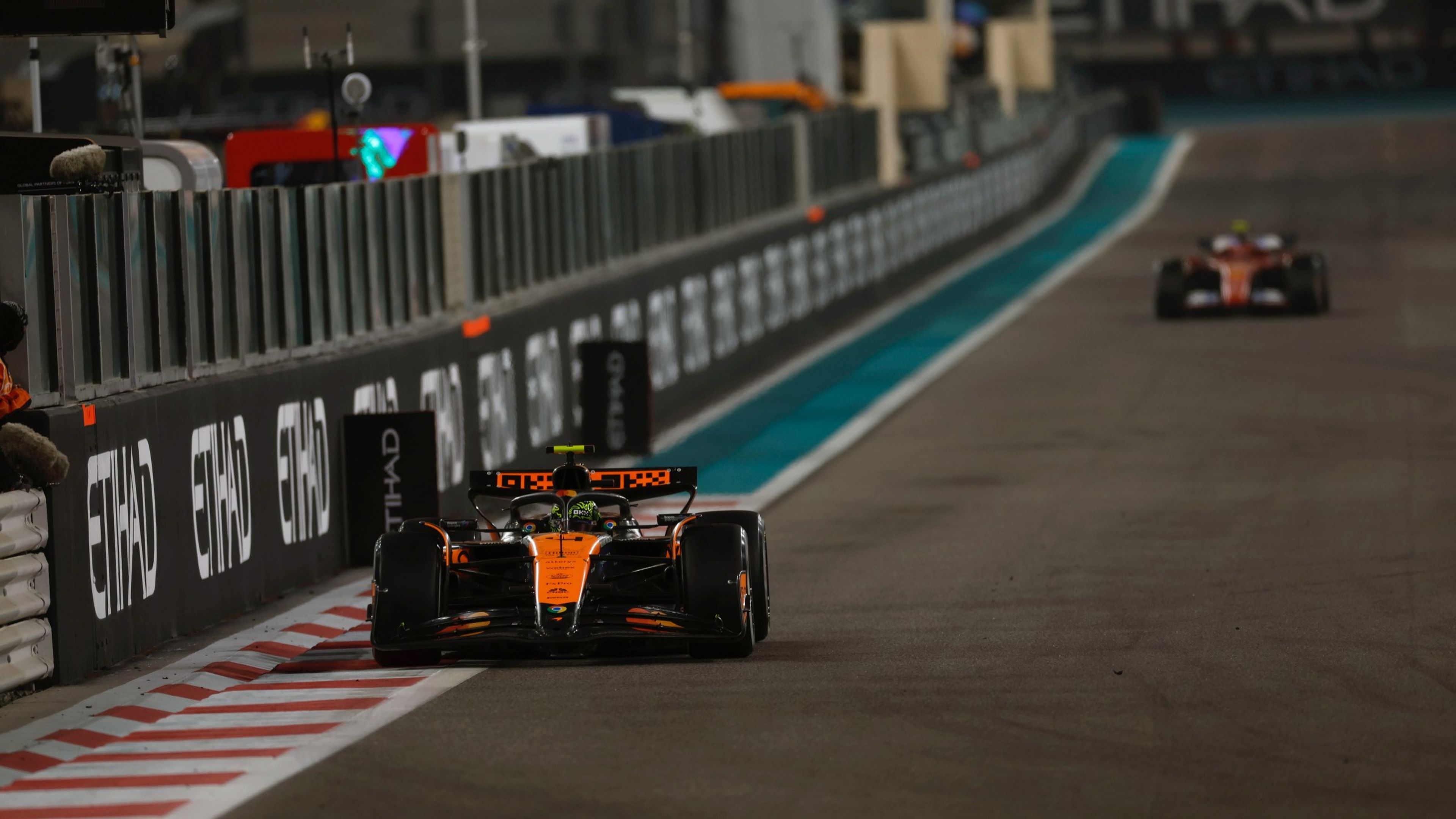 Norris Abu Dhabi Sainz F1