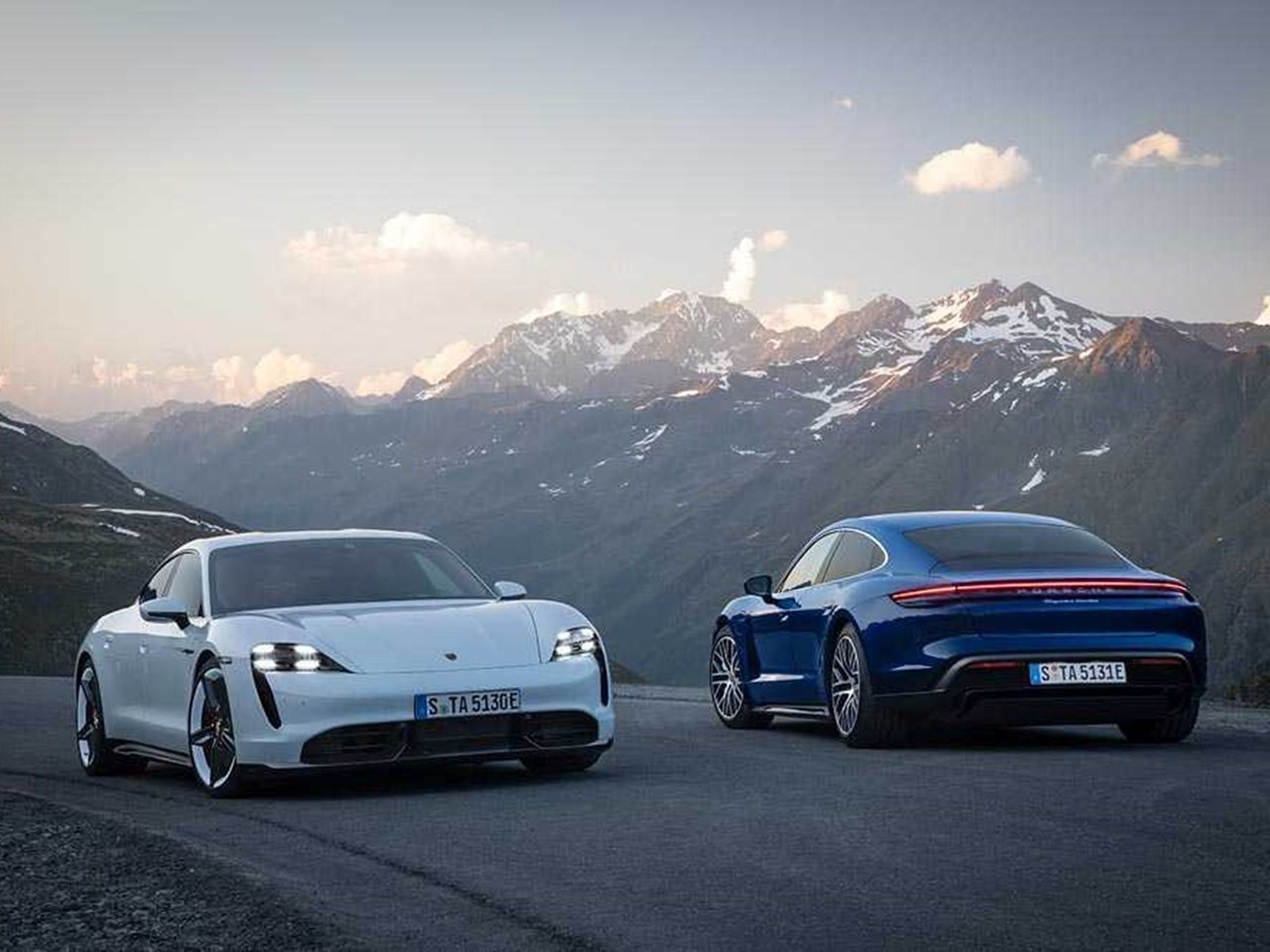 Porsche_Taycan_001