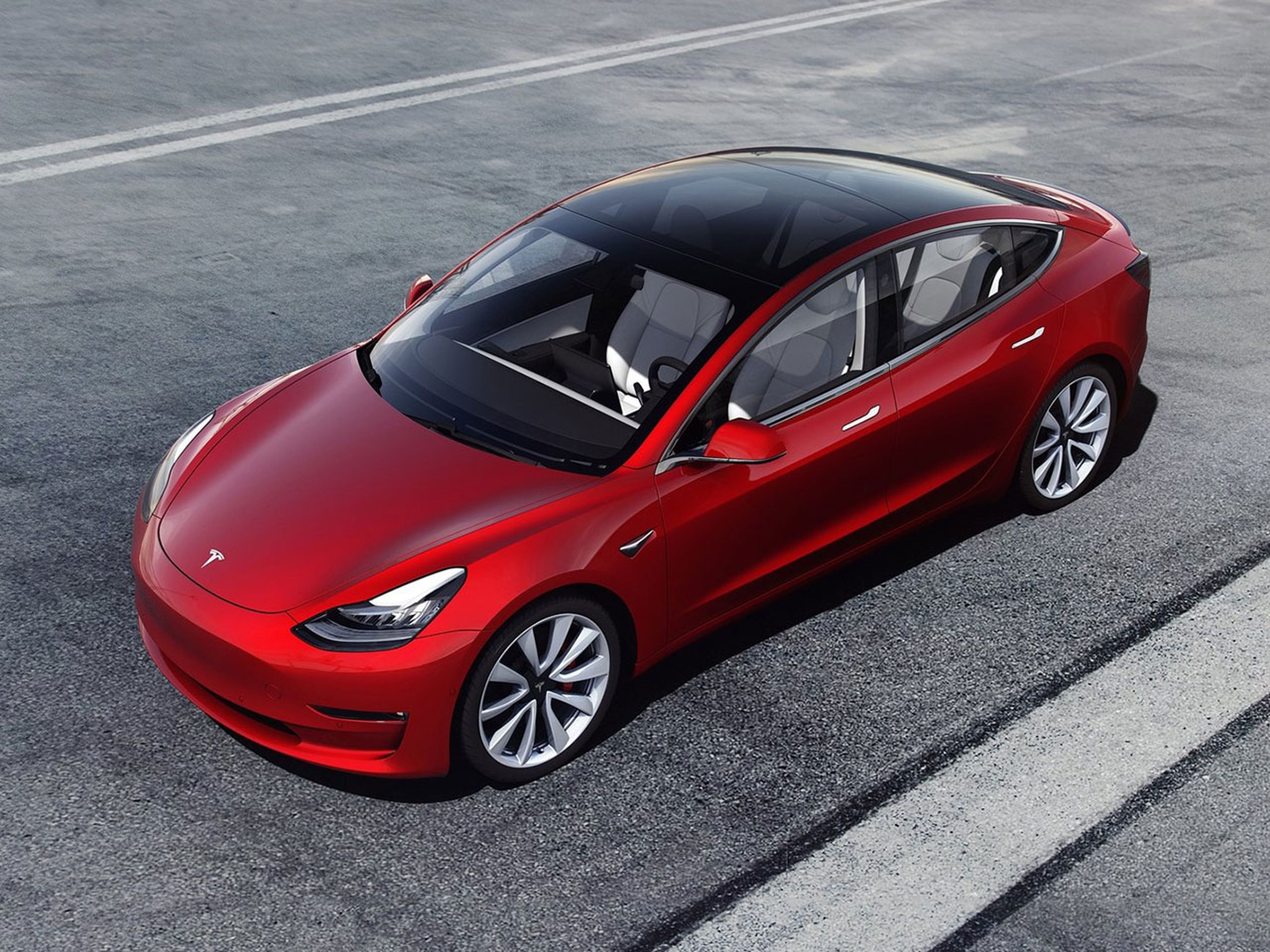 Frontal Tesla Model 3